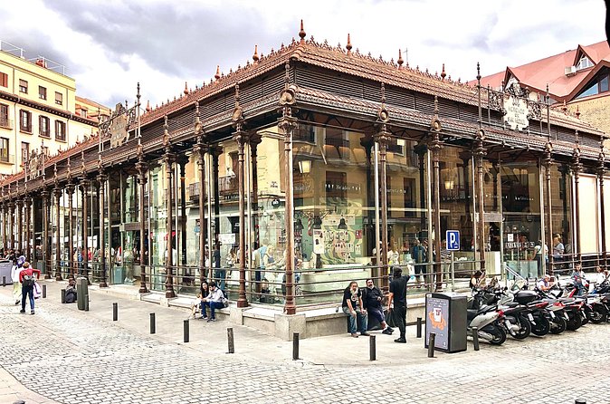 Iberian ham experience with traditional breakfast Madrid center - Who will enjoy this Madrid breakfast?