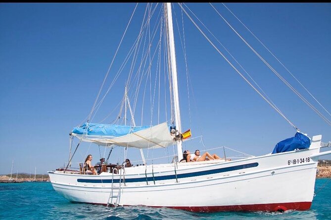 Ibiza: Private Sailboat with Tapas, Open Bar & Music - What you actually get to eat and drink