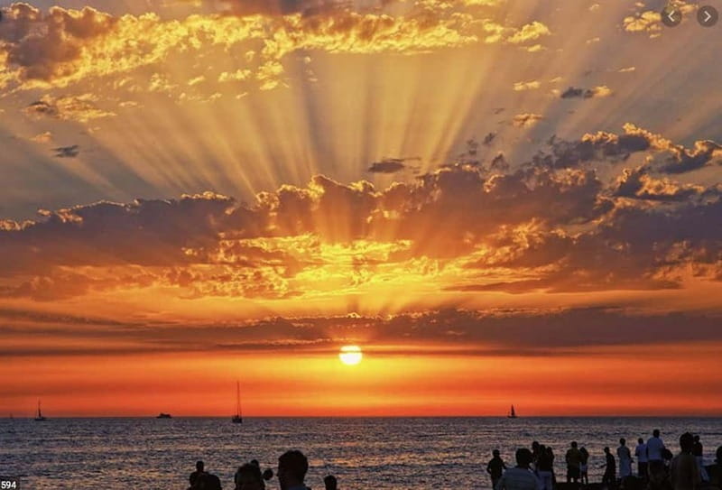 Ibiza’s Sunset Strip Tipsy Tapas Tour - Why this San Antonio tapas tour works