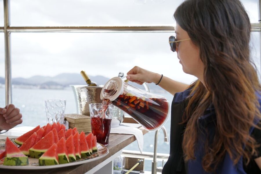 Ibiza: Scenic Cruise with Tapas and Drinks - Tapas, cava, sangria, and the open-bar value
