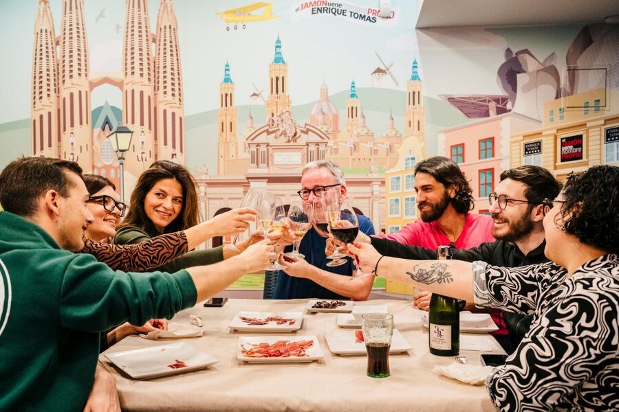 Jamón Experience Premium: Iberian Ham Tasting in Barcelona - Why this one-hour tasting works near the Sagrada Familia