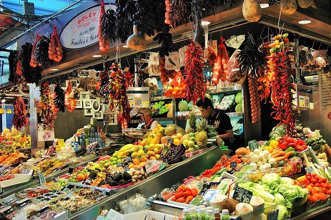 La Boqueria Market and Paella Cooking Class in Barcelona - The meal at the imperial table