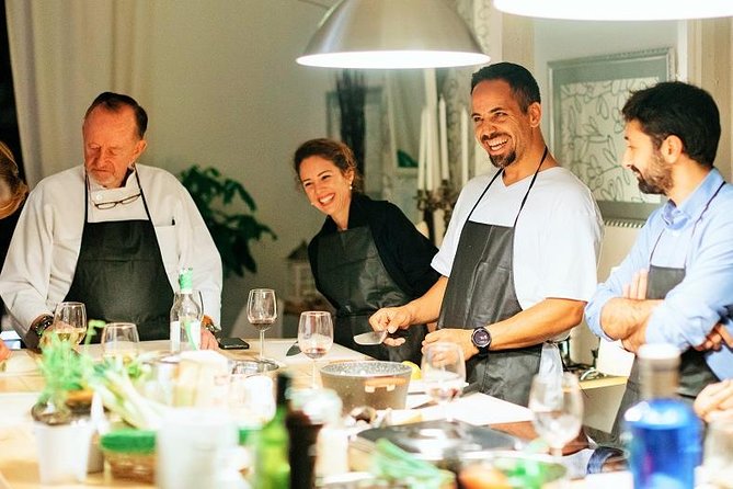 La Boqueria Market and Paella Cooking Class in Barcelona - Who should book this Barcelona food class?