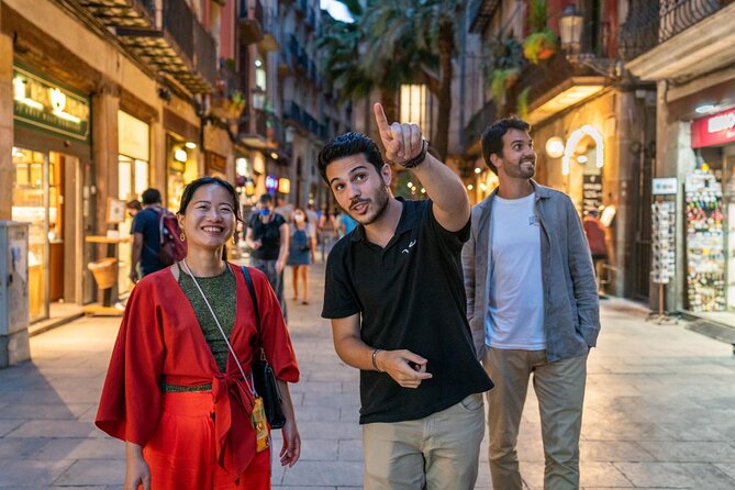 La Boqueria & Santa Caterina Market Private Tour with Tapas - Walking the Gothic Quarter toward Plaça de Sant Jaume