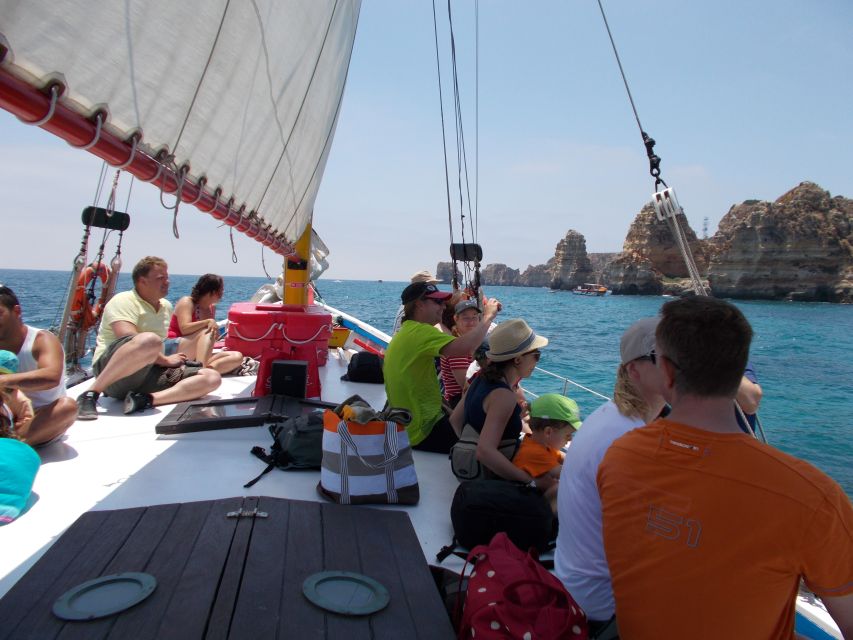 Lagos: Ponta Piedade Sail & Caves Cruise w/Portuguese Tapas - What to pack and what to leave behind