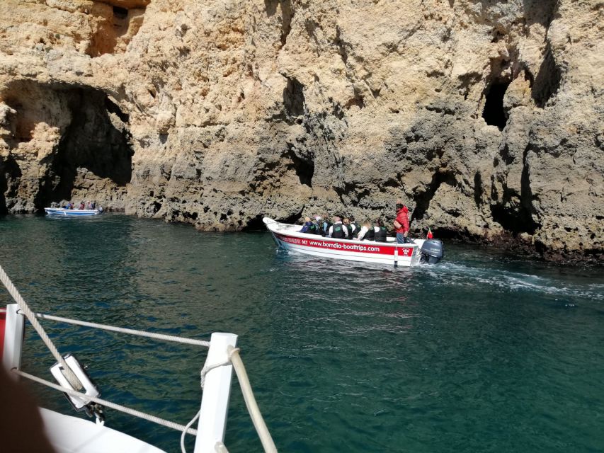 Lagos: Ponta Piedade Sail & Caves Cruise w/Portuguese Tapas - Entering the Ponta da Piedade grottoes