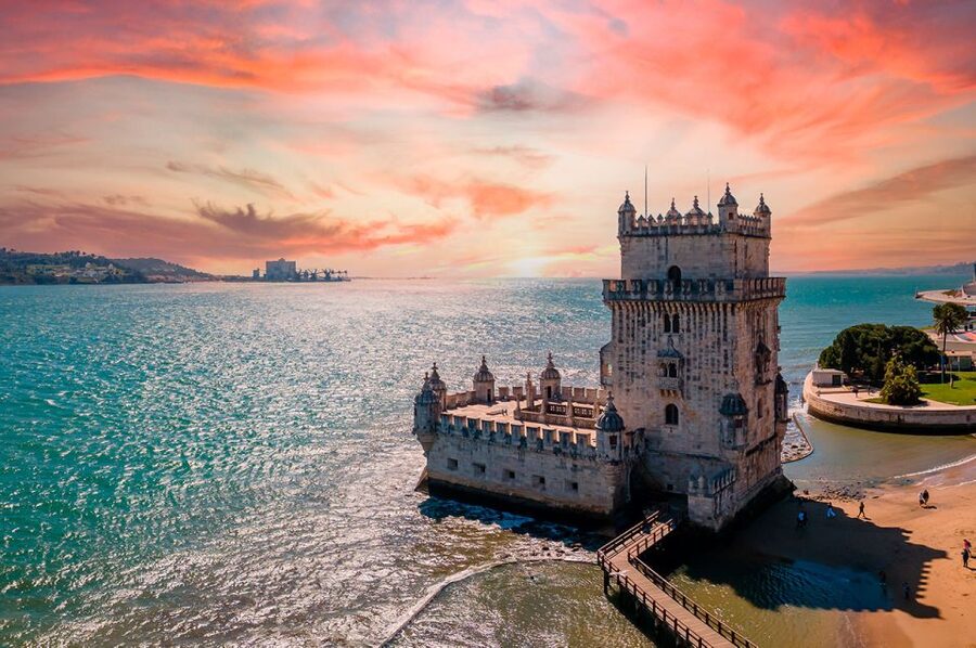 Lisbon: Alfama Charms, Tapas, Wine and Sunset Boat Cruise - The practical drawbacks to weigh