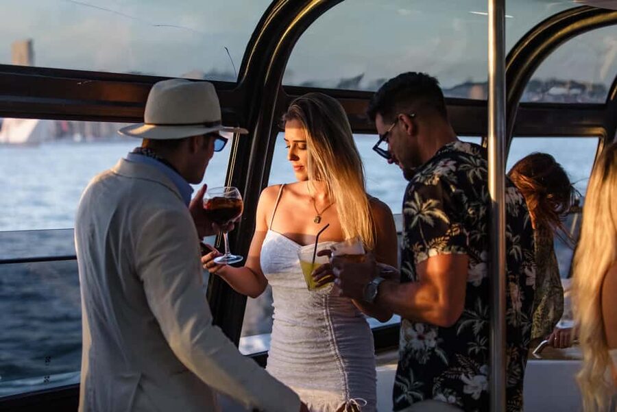 Lisbon – Sangria Social Premium Boat Experience - Who will enjoy this most?