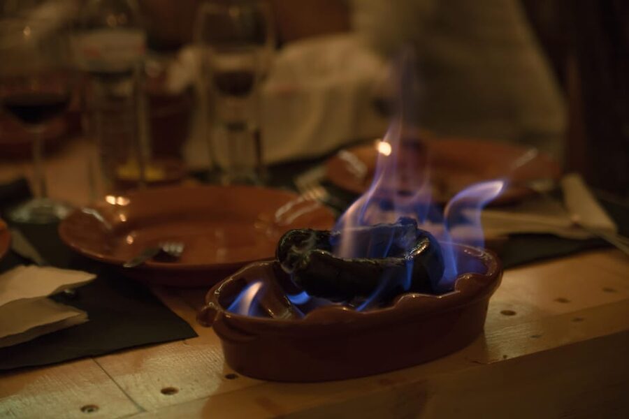 Lisbon: Tapas & Drinks with Fado Live Performance - Key points at a glance
