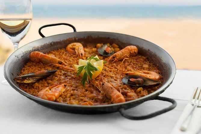 Lladro Factory Visit and Paella Lunch at the Beach - Making the pickup and return work