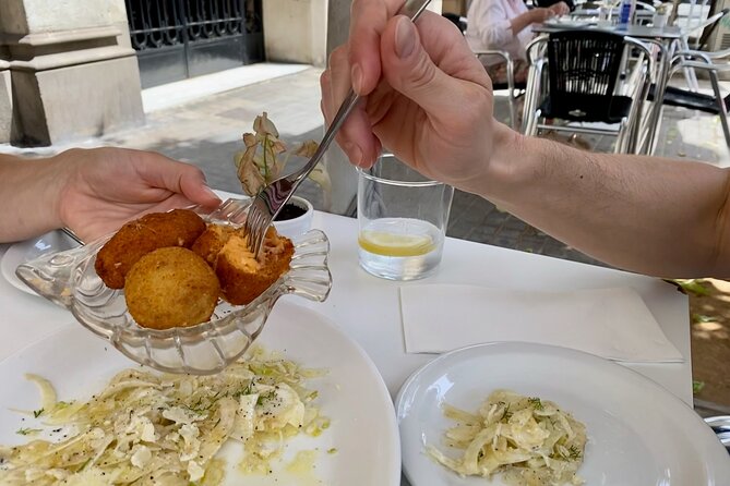 Lunchtime Tapas Tour in the Eixample with The Barcelona Taste - Who should book this experience