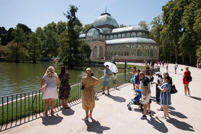 Madrid: El Retiro Park Guided Tour and Tapas - Starting beneath Puerta de Alcalá