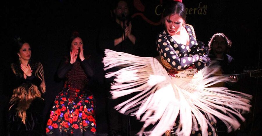 Madrid: Flamenco Show with Tapas and Wine Tour - Carrilleras and the final savory tapa