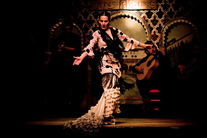 Madrid: Flamenco Show with Tapas or Drink in Tablao Las Tablas - What happens inside Tablao Las Tablas