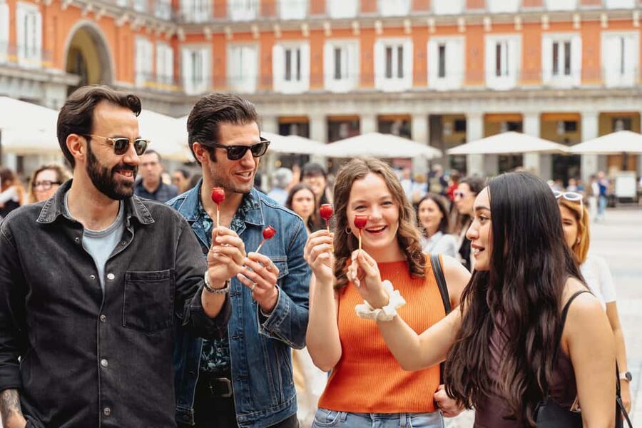 Madrid Guided Food Tour with Tapas and Spanish Wine - Starting at Plaza de los Carros