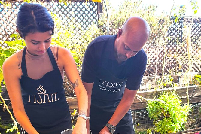 Madrid: Paella & Sangria Classes- Seafood, Chicken & Vegan option - The shared paella lesson