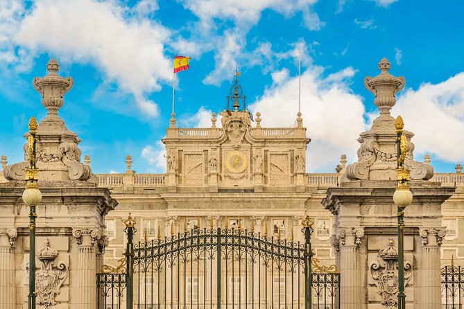 Madrid: Royal Palace Expert Guided Tour with Optional Tapas - A Short Walk Through the Sabatini Gardens
