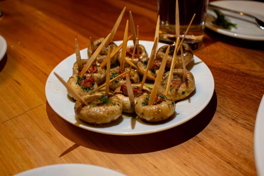 Madrid's Iconic Tapas, Taverns & History Experience - The final restaurant and guaranteed seating
