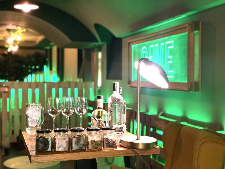 Madrid: San Miguel view Gin and Tonic Workshop with Tapas - How to fit it into your Madrid day