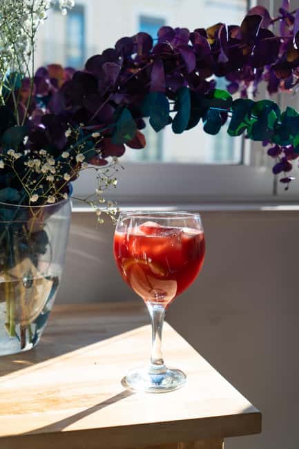 Madrid: Spanish Cocktail Workshop - Sangria, Tinto de Verano & Calimocho - Tinto de verano, Spain’s easy summer pour
