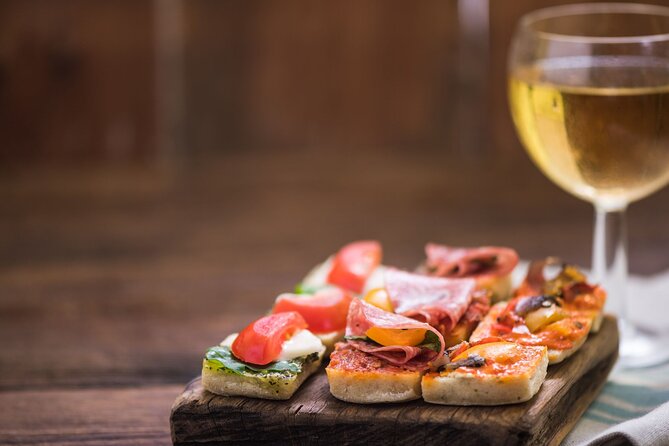 Madrid Tapas and Mysteries Walking Tour with Private Option - What the included drinks really mean