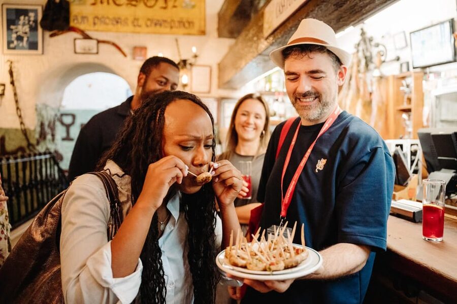 Madrid: Tapas, Taverns & History Tour - El Escarpín brings Asturias to Madrid