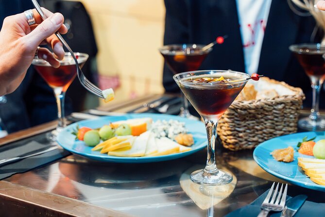 Madrid: Tapas Walking Tour with Food and Drinks Included - Plaza de la Cebada and the goat cheese tortilla
