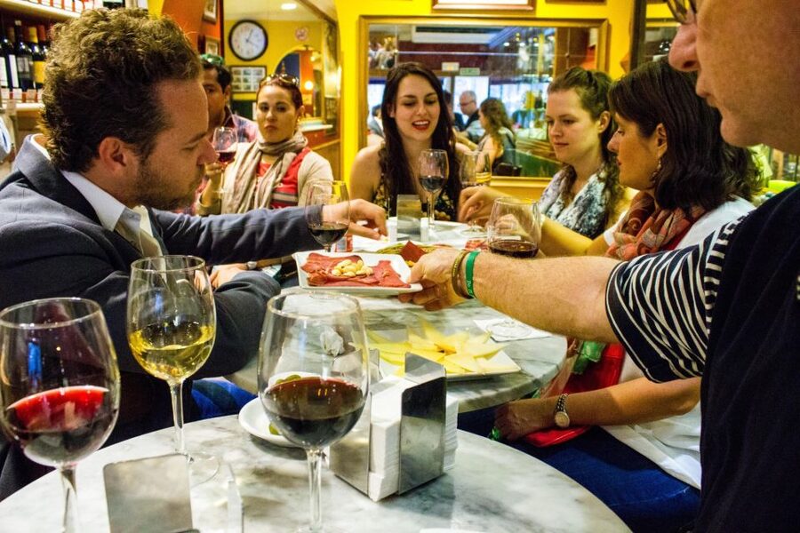 Madrid: Tapas & Wine Tasting Tour with Local Guide - Three Stops in Las Letras