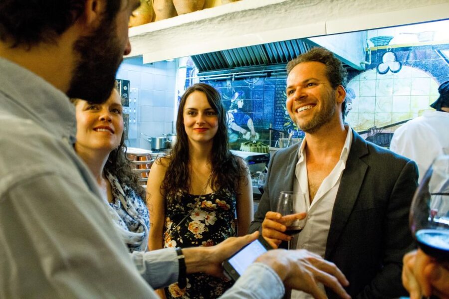 Madrid: Tapas & Wine Tasting Tour with Local Guide - What the Guides Add