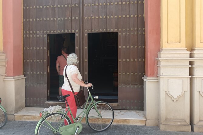 Malaga Bike Tour - Wine & Tapas - Starting near the Alcazaba and old town