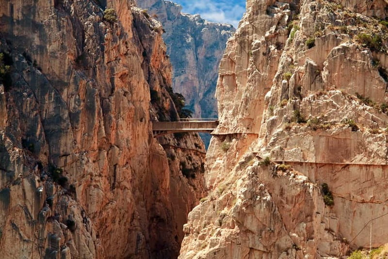 Málaga: Caminito del Rey and Álora Village Tour with Tapas - Is the tour good value?