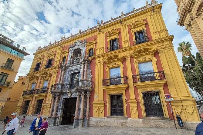 Malaga Highlights Shore Excursion with Tapas and Drinks - Churches, museums, and the small lanes of the old center