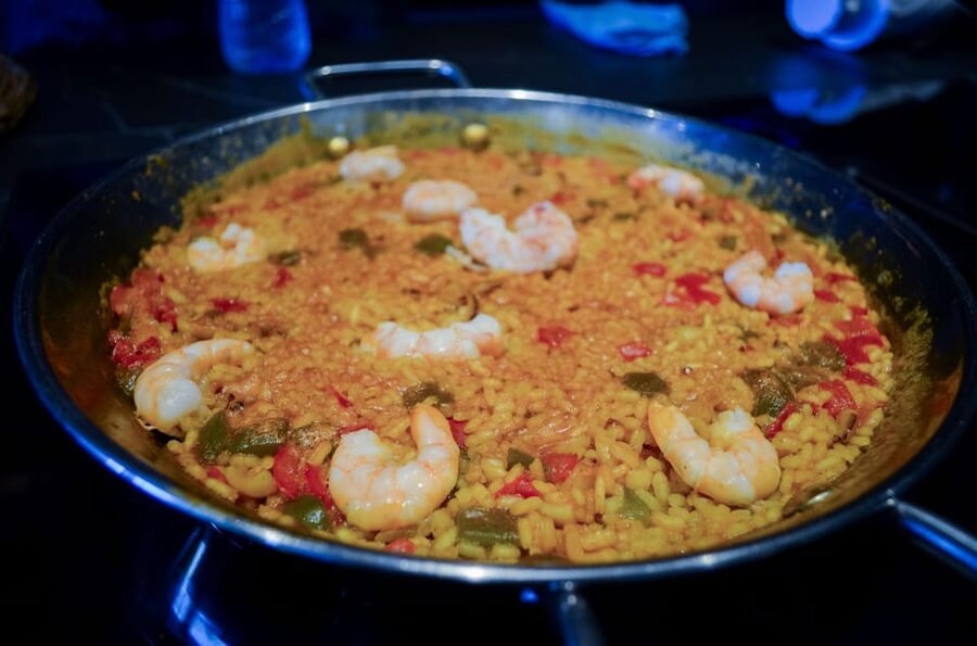 Málaga: Paella and Sangria Cooking Class with Market Visit - From Atarazanas Market to the Soho kitchen