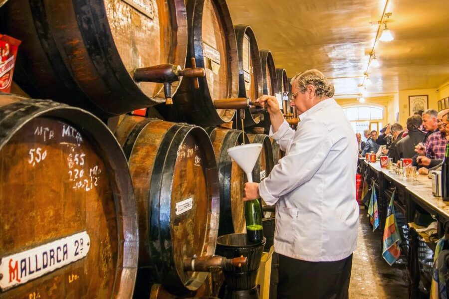 Malaga: PREMIUM TAPAS TOUR Paella, Tapas, Winery & Flamenco - What the $141 price buys you