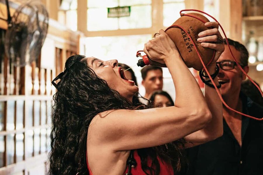 Malaga's tradition and tapas tour with Official Guide - Who should book it
