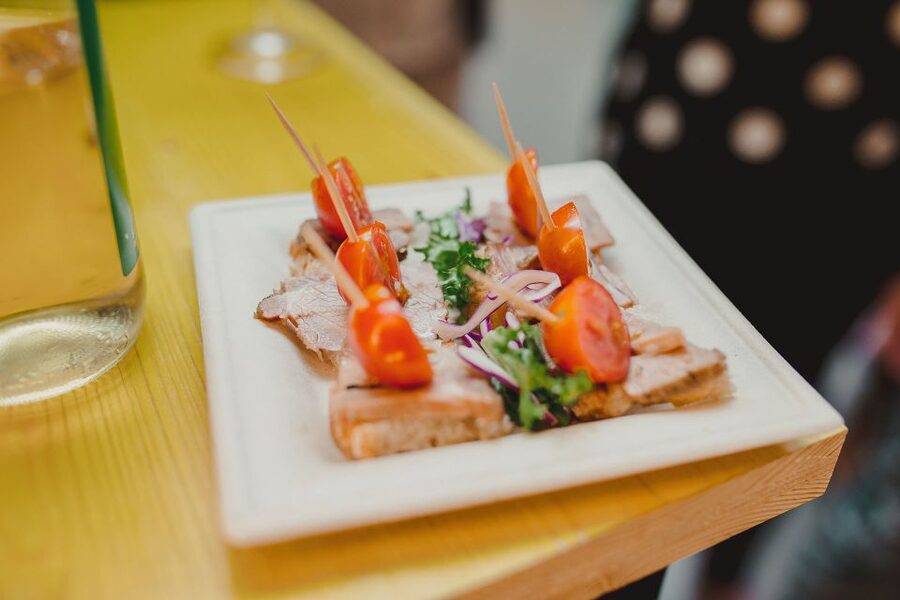 Malaga: Tapas Crawl - A 20-minute wine stop and photo break