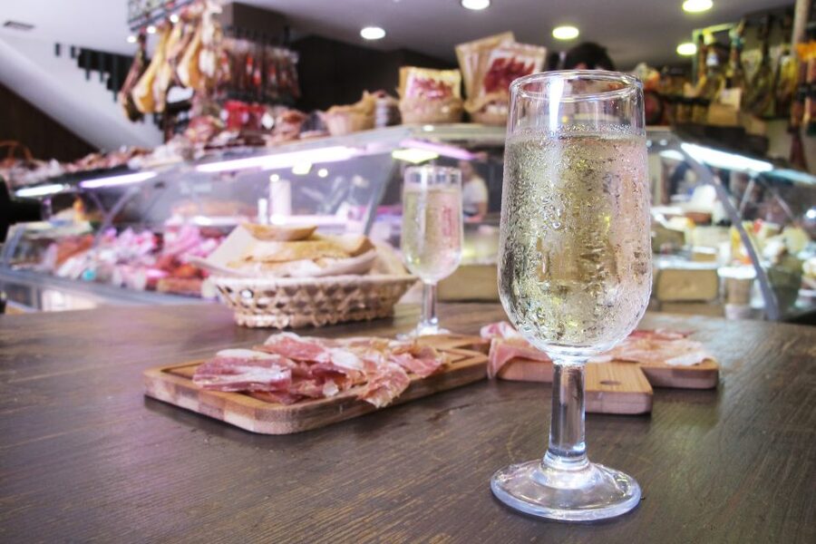 Malaga: Tapas Tasting Tour - Atarazanas Market: Malaga’s food classroom