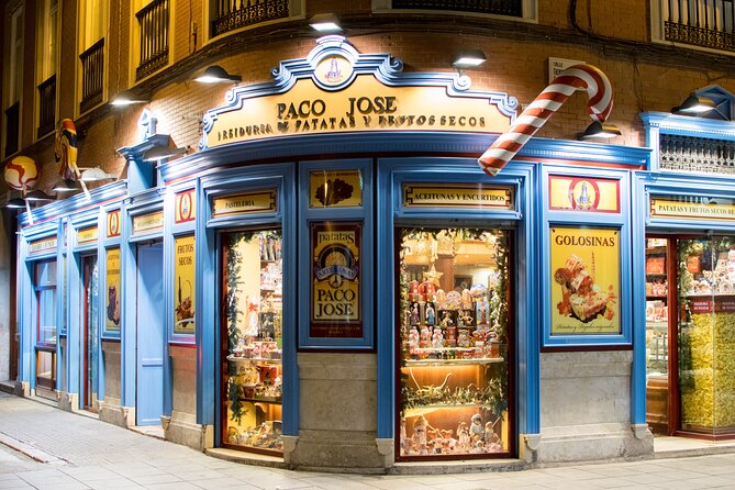 Malaga: The Ultimate Flamenco & Tapas Tour - The flamenco show adds more than a final stop
