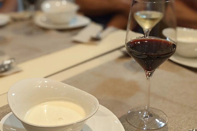 Malaga: The Ultimate Flamenco & Tapas Tour - Practical details that affect your evening