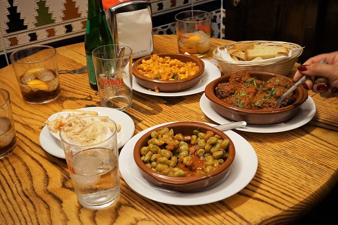 Malaga Traditional Wine & Tapas Tour - Who should book this Málaga food tour?