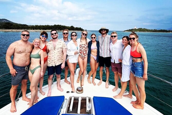 Mallorca Beach & Caves 4hr Boat Trip Drinks, Tapas, SUP & Snorkel - How the crew shapes the day