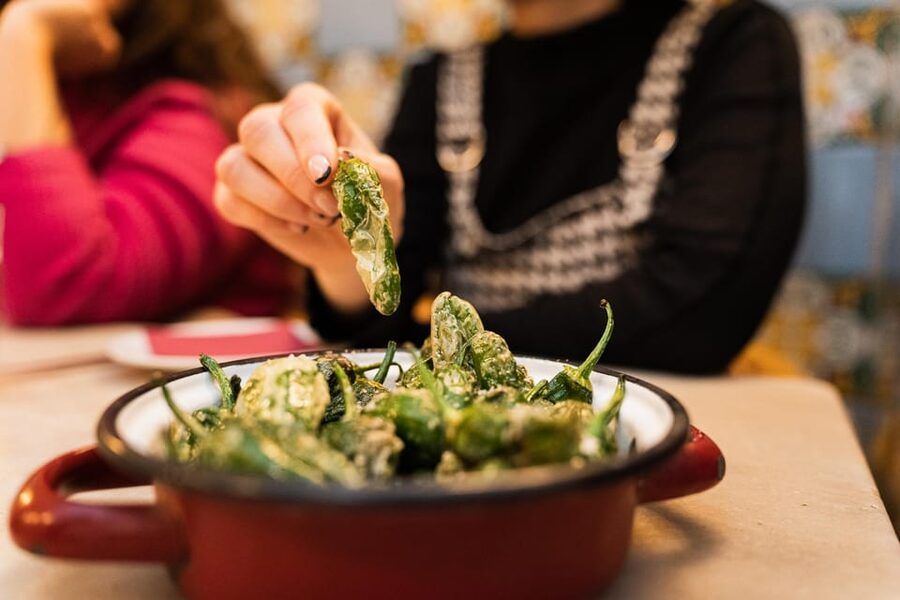 Marbella Food Tour with Tapas & Drinks with a Local - Why the small group size matters