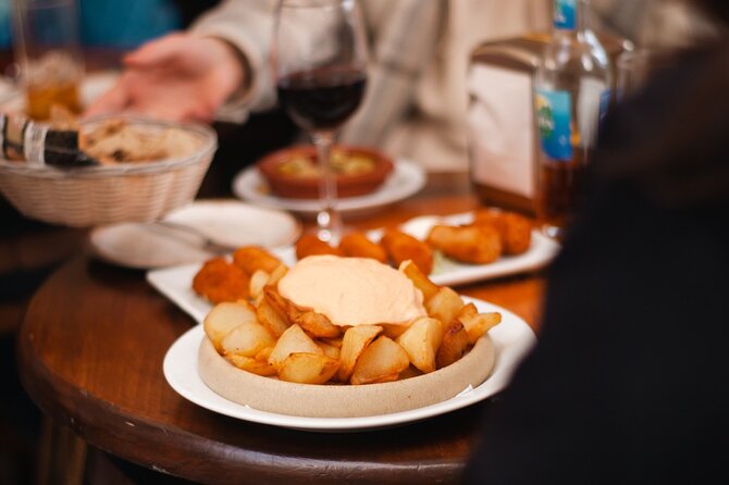 Marbella Old Town: Authentic Tapas Food Tour With Local Guide - What this Marbella evening gets right