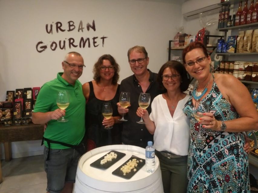 Marbella: Tour of the Old Town with Tapas & Wine - Who will enjoy this Marbella food walk?