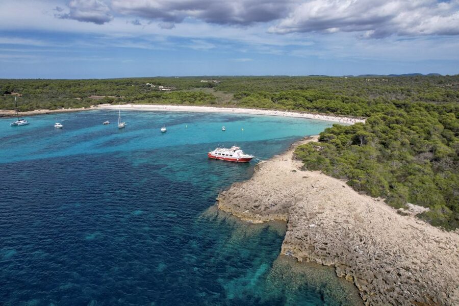 Menorca: Full-Day Boat Tour with Paella Lunch - What the boat day feels like in practice
