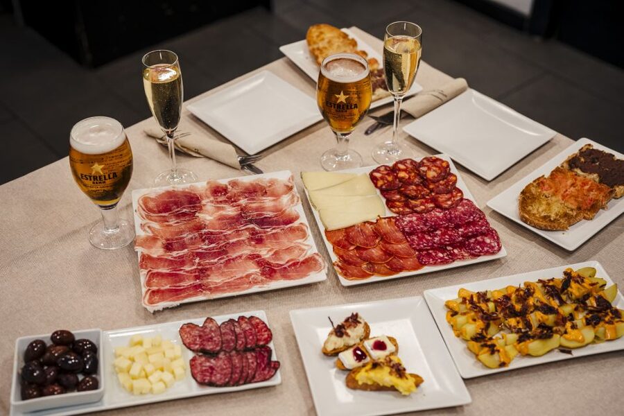 Menu Ibérico - Jamón & Cava near Sagrada Familia - A Spanish tasting beside Barcelona’s great landmark