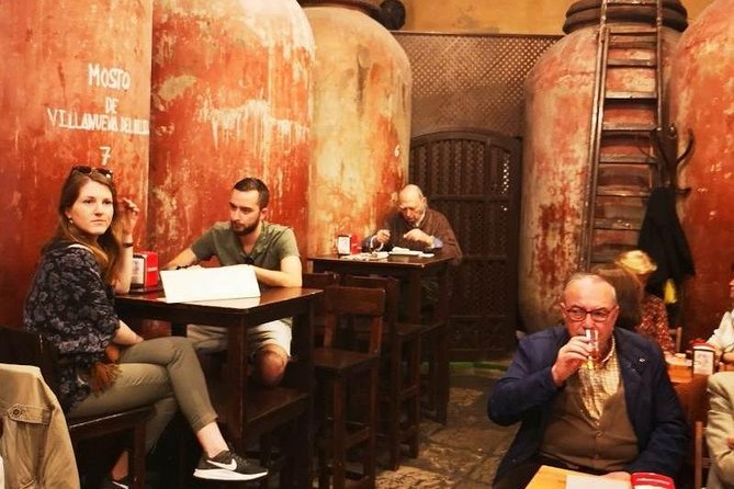 Morning Walk with Breakfast, Market tastings & Authentic Flavoured Tapas Lunch - Why this Seville food walk works