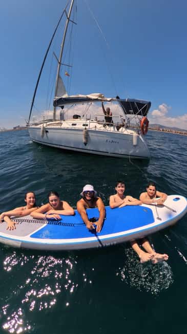 New Sailing / Boat Tour with Free Drinks and Tapas - Setting out from Gate 12 at Port Olimpic