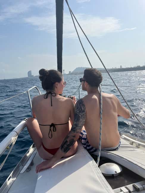 New Sailing / Boat Tour with Free Drinks and Tapas - A good choice for celebrations and small groups