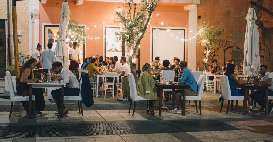 Olbia: Chef-Prepared Sardinian Tapas Tasting with Wine - What happens at Rosinita in Piazza Mercato